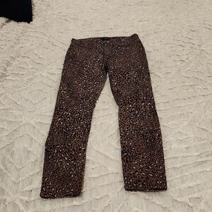 Leopard Print Jen 7 by 7 for all mankind skinny jeans size 2!